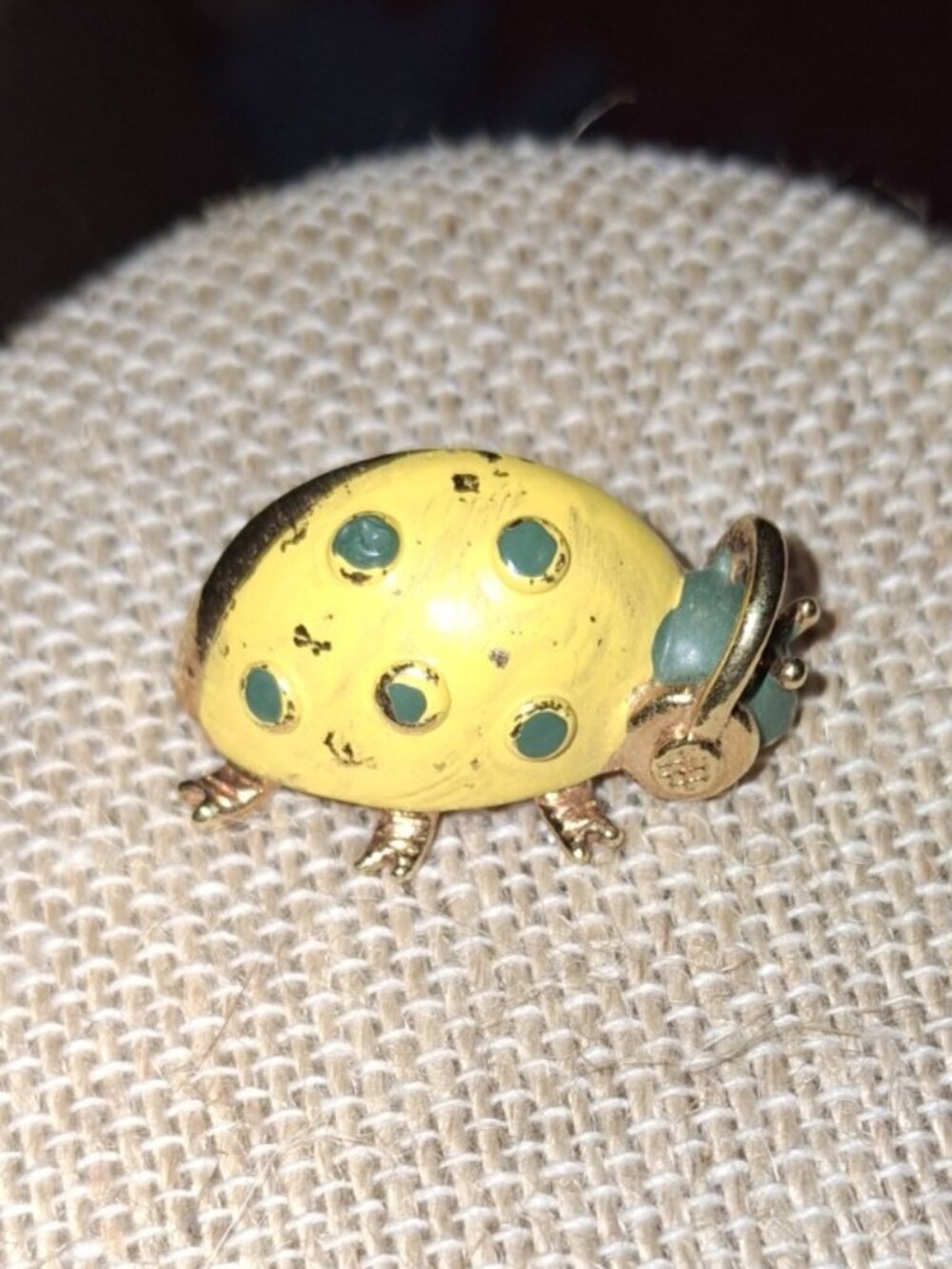 Signed Ladybug "Watergate" 70s Insect Brooch Pin alana makers mark